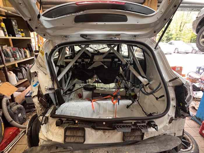 Clio RC5 Accidenté 5