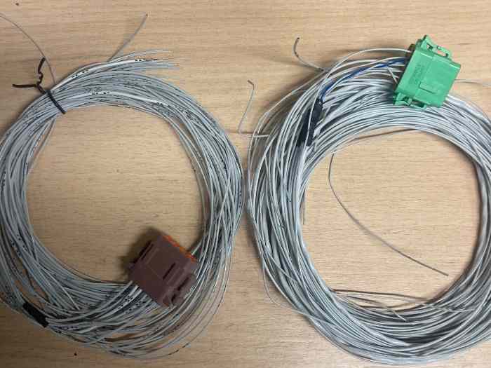 Faisceau semi fini neuf E-race black