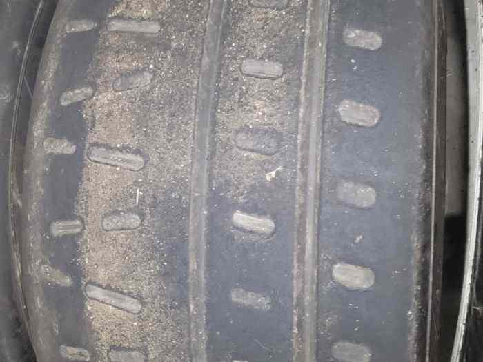 Pirelli RA7+A 195/50/16 3