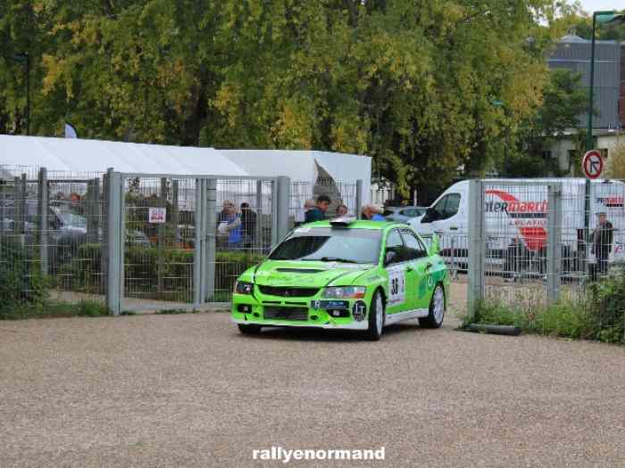 Mitsubishi evo 9 top A8 1
