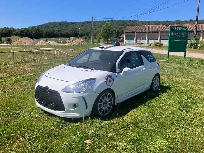 CITROËN DS3 R3T 1