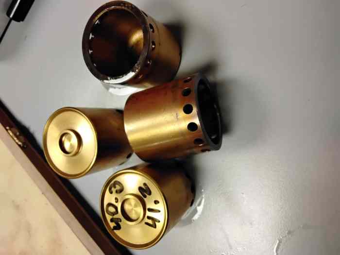 Pistons titane pinces de frein AP racing 0