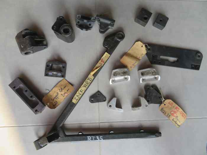 Lot de pièces Ralt RT3 à RT35 3