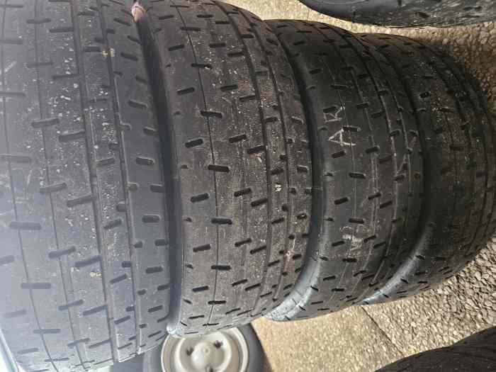 Lot pneus dmack 16pouces. 10 3