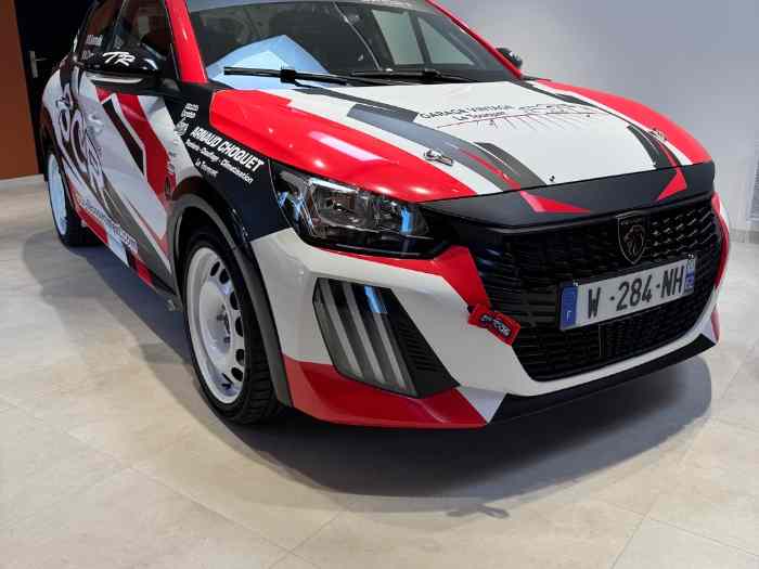 Vends Peugeot 208 Racing fr6 Rally6