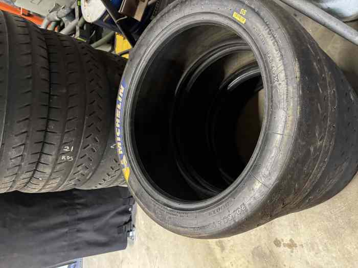Lot Michelin 20/65 18 3