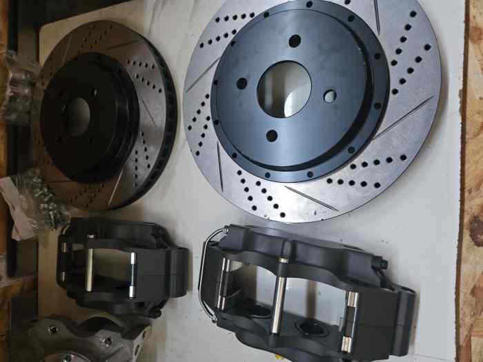 Freins cosworth
