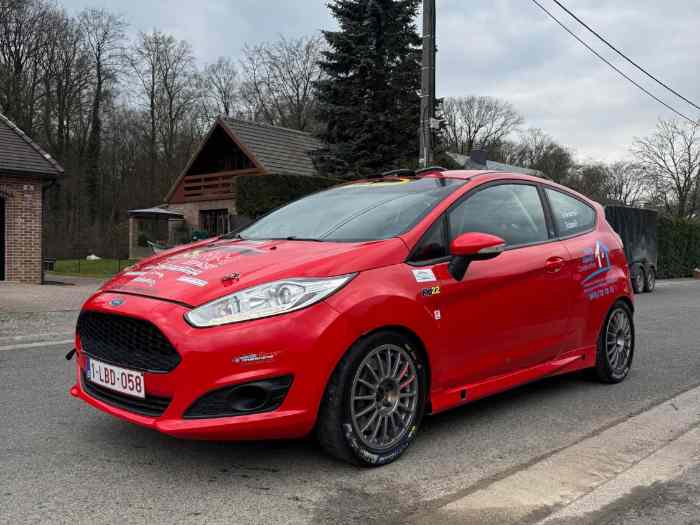 Ford fiesta r2t 2