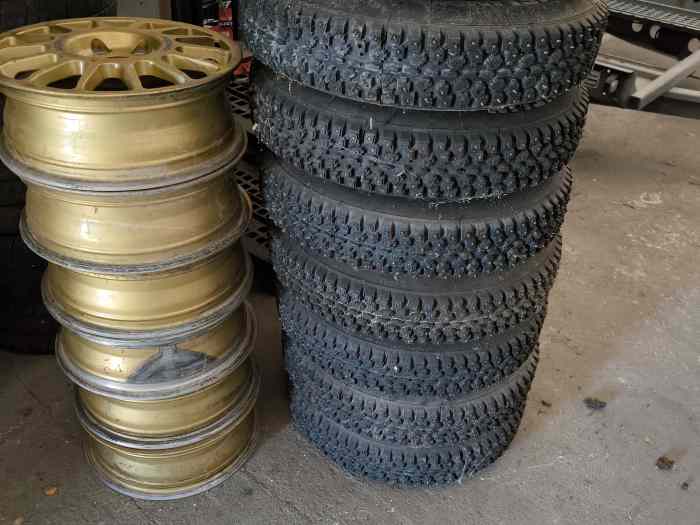 Jante neige subaru pneu cloute 1