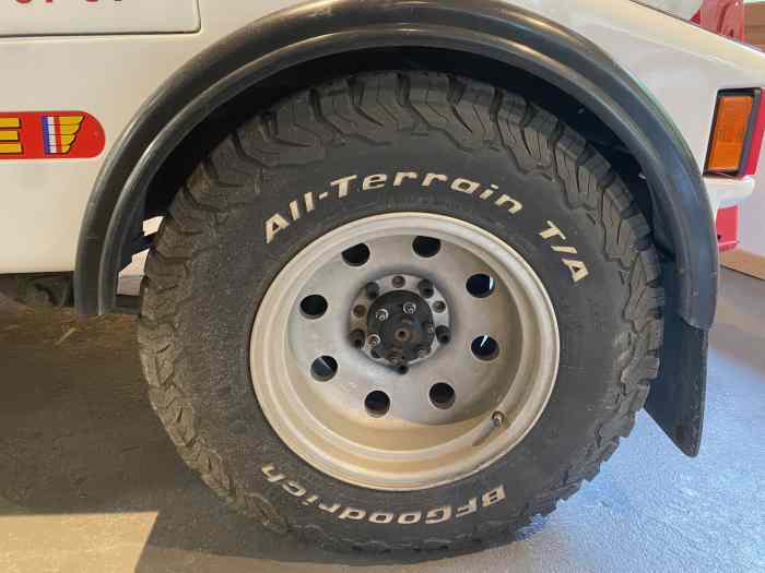 Toyota LAND CRUISER HZJ 79 Dépanneuse 3