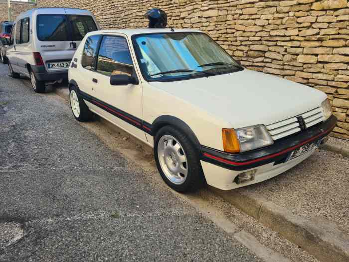 Peugeot 205 gti 1.9l ph1