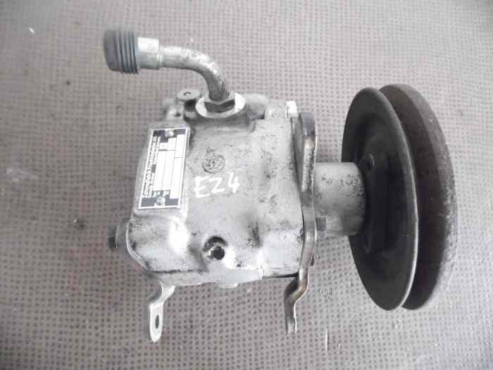 POMPE DIRECTION ASSISTEE 32411127636 BMW 635 CSI E24 0