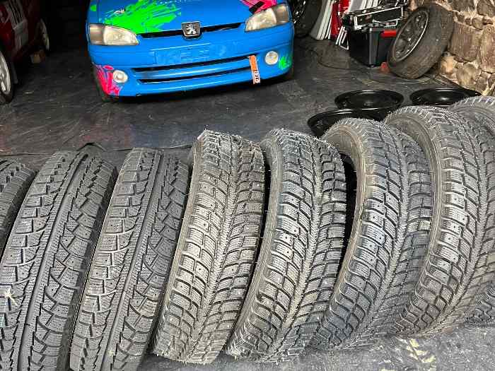 Vend 10 pneus neige 14 pouces