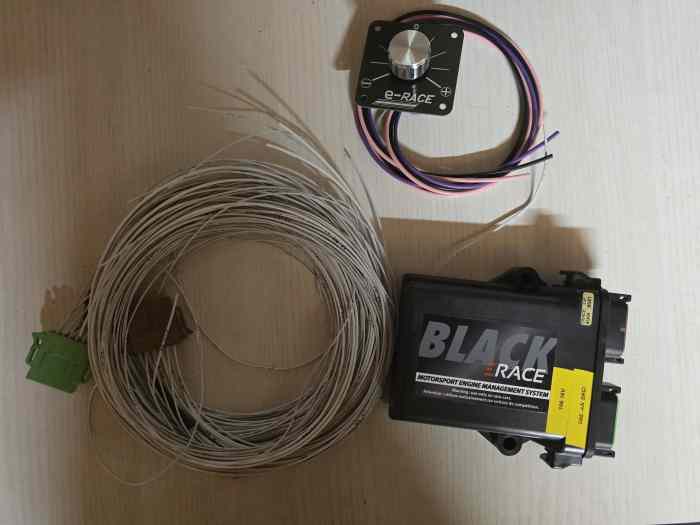 E race black + faisceau + switch