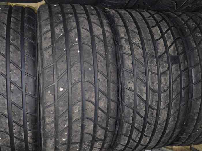 Pneus pluie Hankook 0