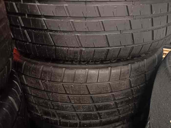 Pneus P2H clio 3 cup x85 1