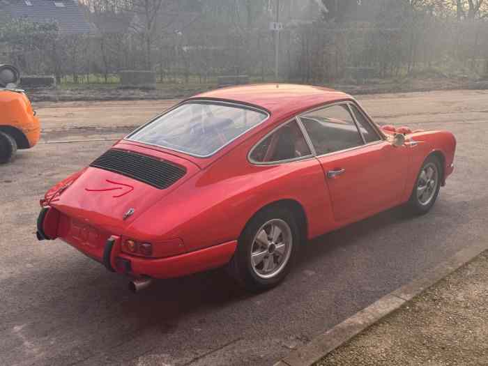 Porsche® 911 2.0 S – 1968 – Châssis court – 92 380 km 1