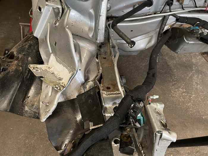Caisse c2 R2 max accidenté 3