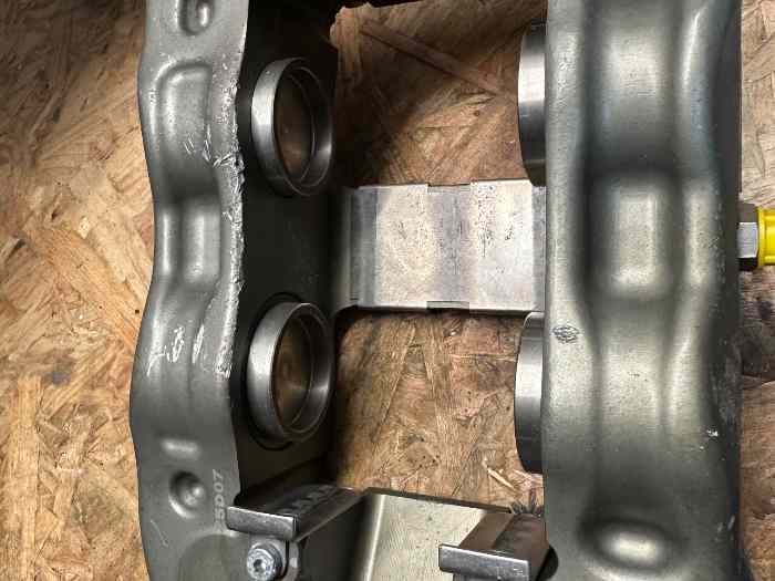 Étrier de frein 207 s2000 2