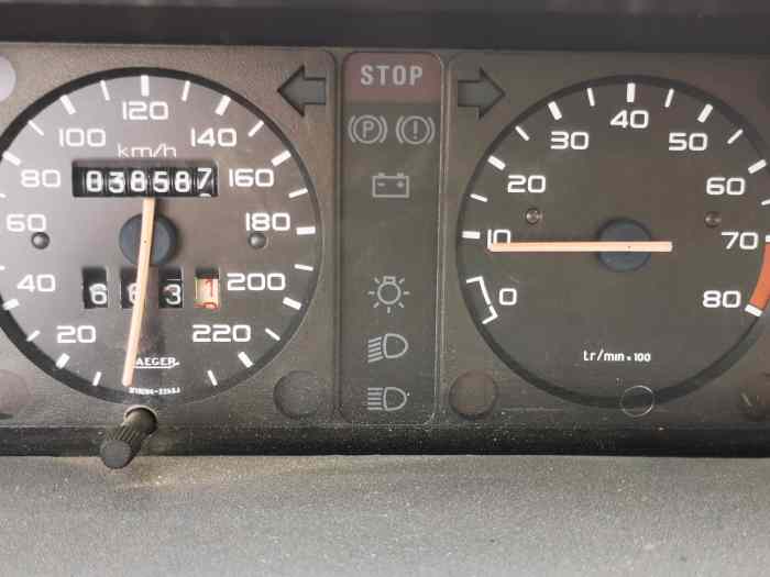 Peugeot 205 1.3 rallye ex coupe inter club pts 1