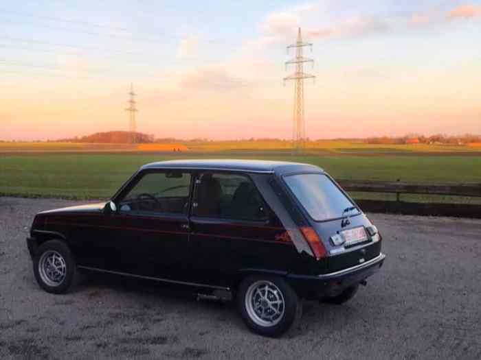 Renault 5 Alpine phase 1 de 1977 0
