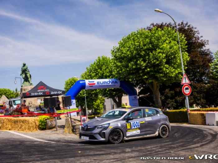 CLIO RC5 TERRE / ASPHALTE 3