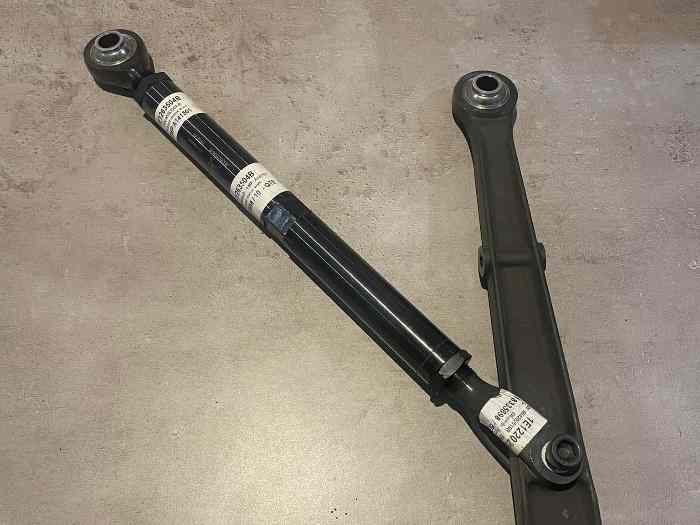 Triangle 208 r2