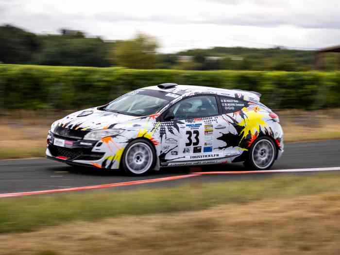 Megane 3 RS Grp A CARTO N4