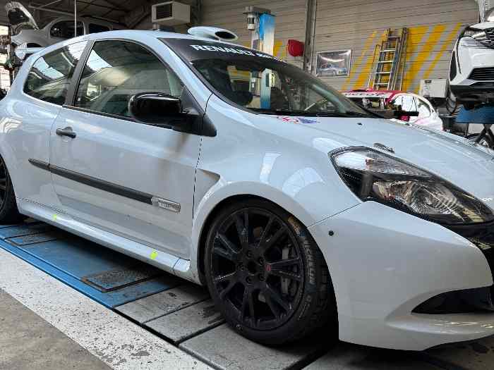 Clio 3 Cup 2012 4