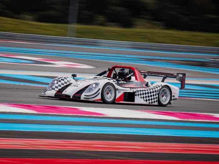 Radical Sr8 0
