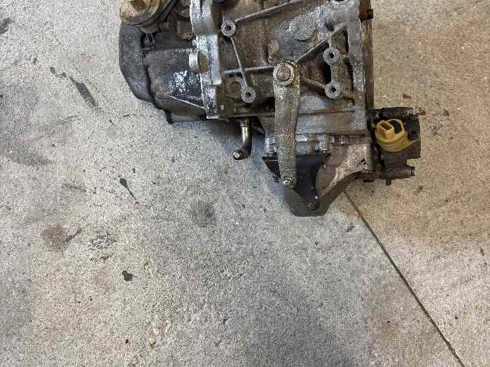 Moteur 206 s16 + boite de vitesse + culasse 1