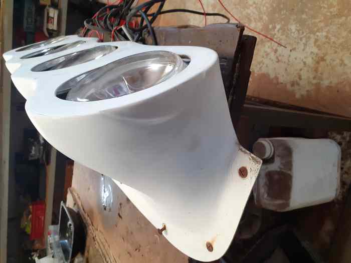rampe de phares ford sierra 2
