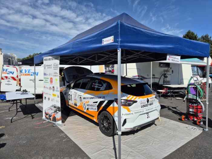 Louez notre Clio Rally5 pour la saison 2026 – Prête à Performer 1