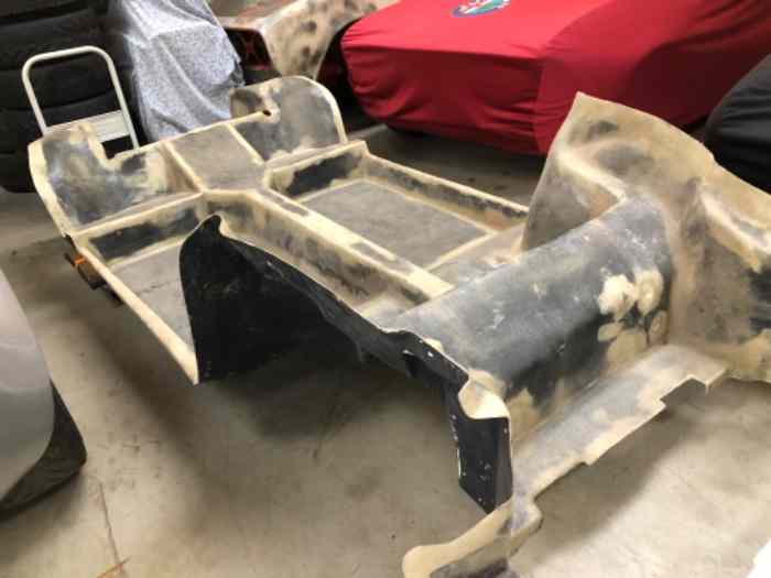 Av coque carbone Alpine A110 gr 4 avec plancher et ouvrants 3