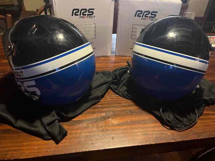 Vends 2 casques RRS avec micro stilo 1