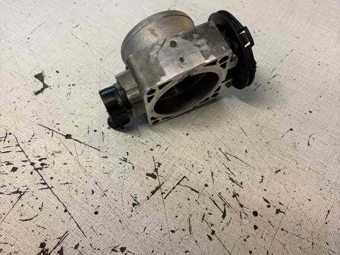 Papillon moteur Formule Renault 2000 1