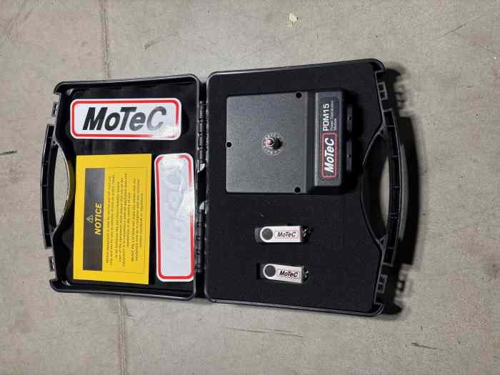 Motec PDM 15pins, Très bon état 0