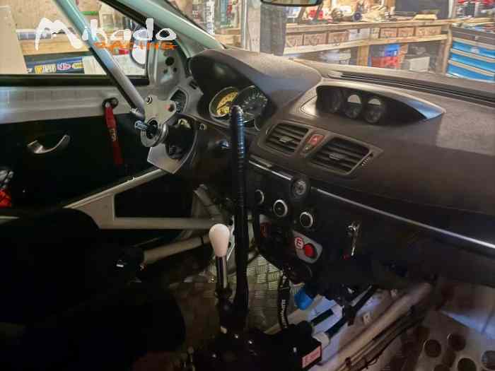 MEGANE RS A8 /BANG /PIECES N4 – photo 3 sur 6