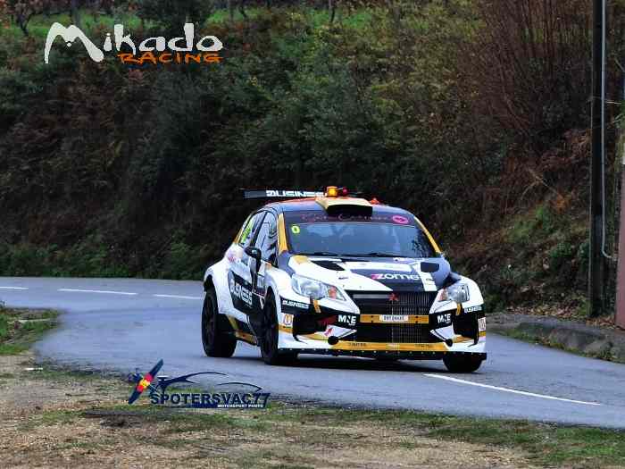 Mitsubishi Mirage Proto