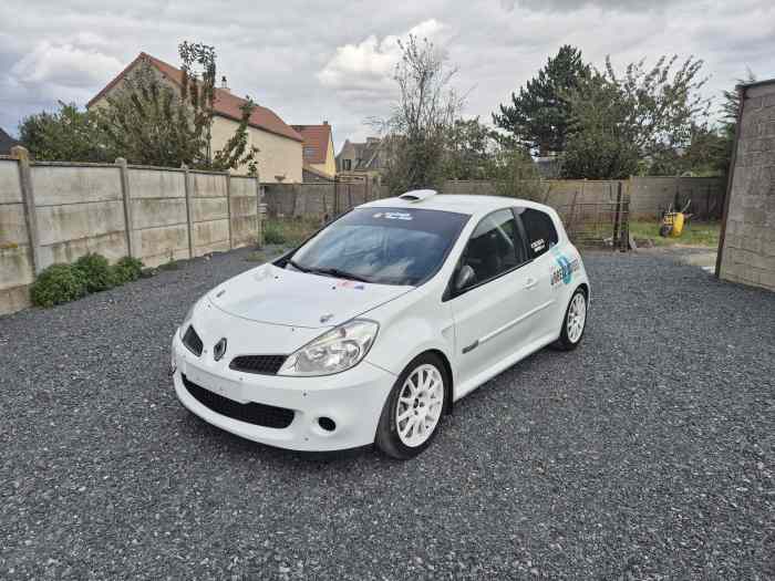 Clio R3 Max