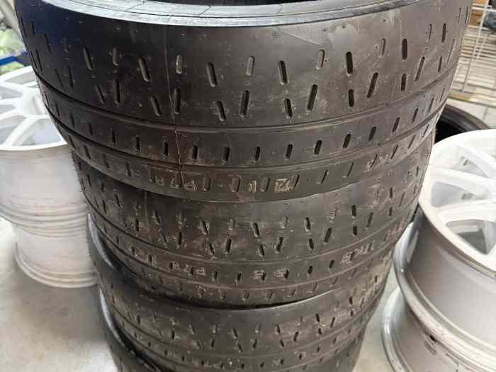 4x Pirelli RK5 Neufs 215 45 r17 0