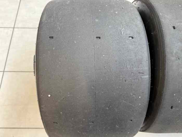 4 used Avon Tyres 1