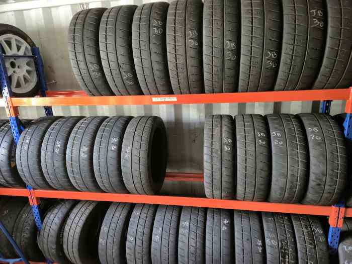 Pneus Michelin 17