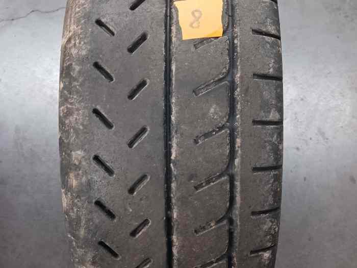 2 Michelin R31 en 19/58-15 avec 20% d’usure 4