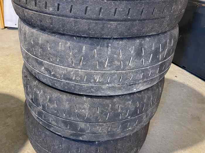 Pneu Pirelli 15 1