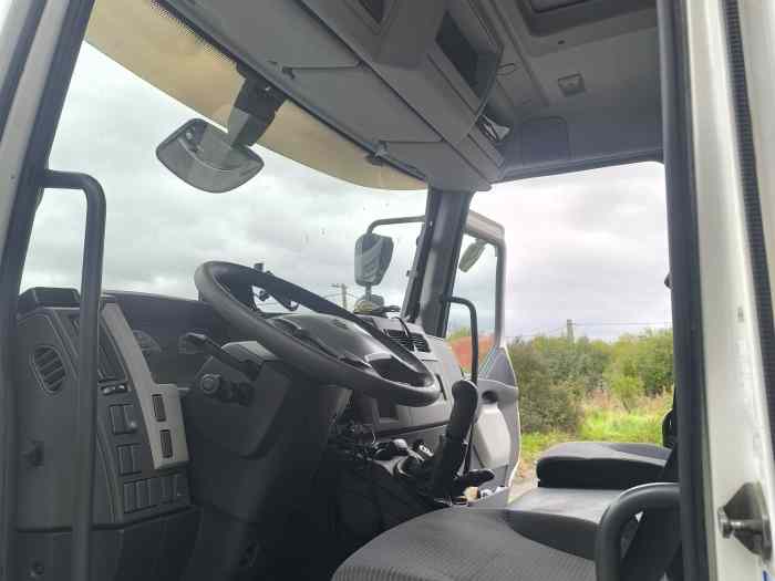 Volvo FL24O - 3 race cars transporter 4