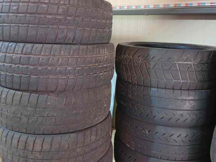 Lot 66 pneus Michelin 17 pouces 3