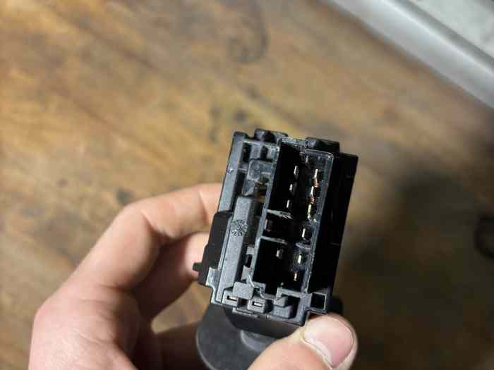 Commodo Essuis Glace / Phare Peugeot 1