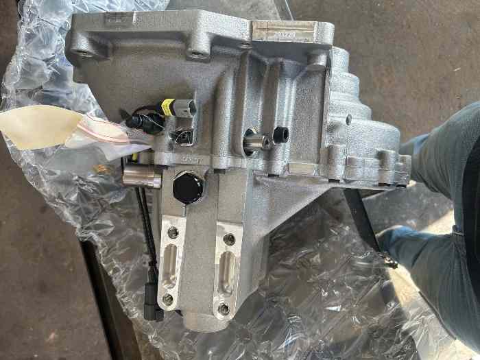 Boîte 208 R2 neuve couple médium 3