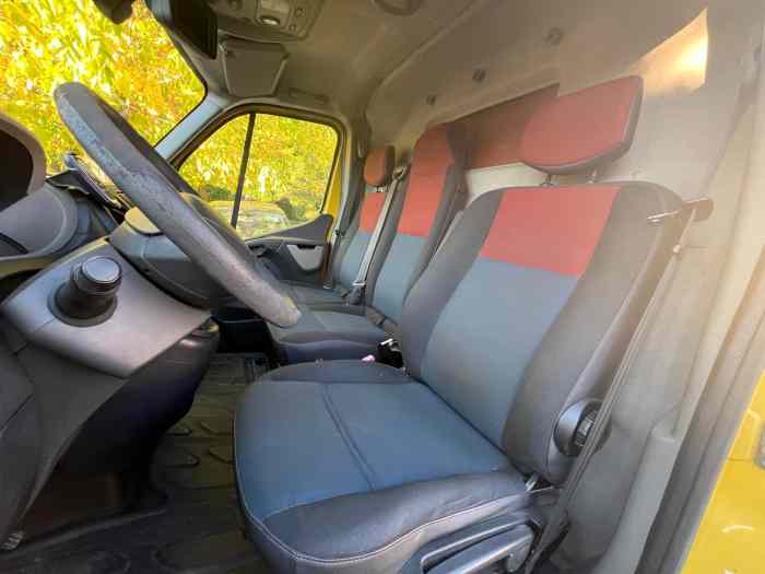 Renault Master L4H3 roues jumelées – Camion d’assistance rallye 1